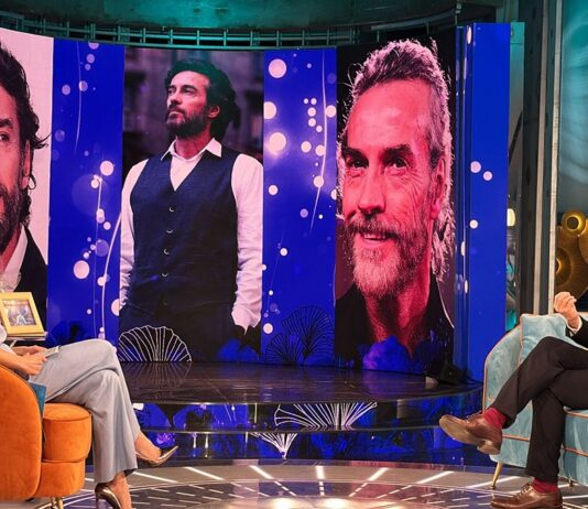 Alessio Boni a Da noi a ruota libera: “Ho detto no a proposte dall’America. Io sono italiano e amo questa nazione” Alessio Boni da Fialdini