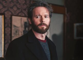 Ascolti tv 7 maggio 2026: Buonvino – Mistero a Villa Borghese (20.3%), Forbidden Fruit (12%), Affari Tuoi (23.7%), La Ruota della Fortuna (22.9%) | Dati Auditel Buonvino Mistero a villa Borghese