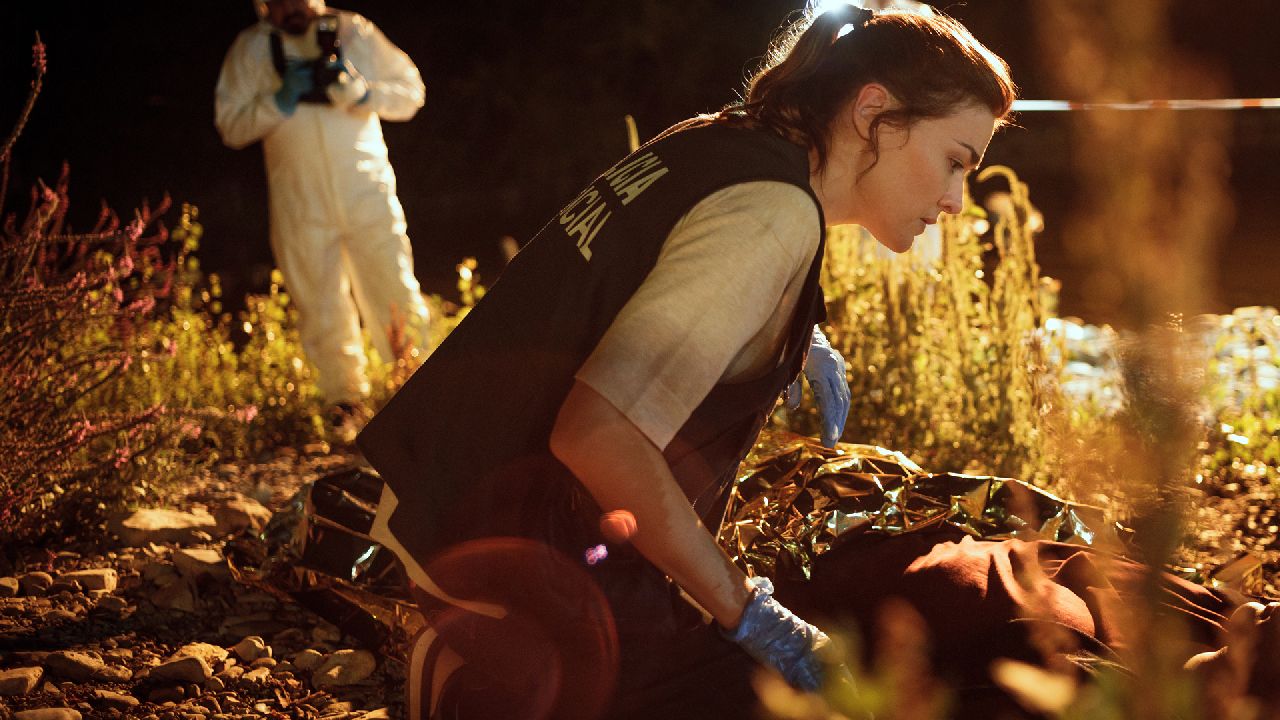 summer in red un thriller spagnolo che denuncia senza graffiare 8211 recensione da Superguidatv.it summer in red un thriller spagnolo che denuncia senza graffiare 8211 recensione