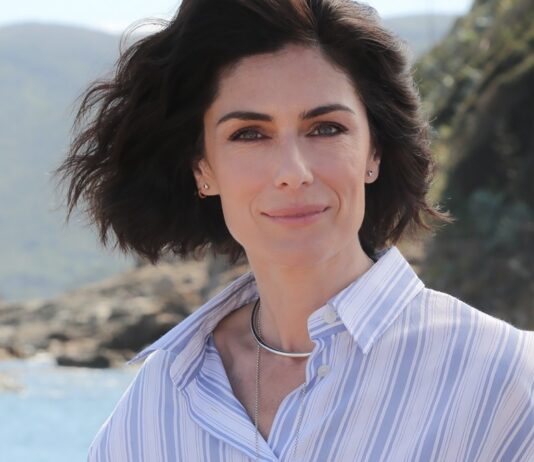 Taormina Film Festival 2026, intervista ad Anna Valle: “Oggi sta cambiando il modo in cui vengono scritti i personaggi femminili. Una nuova vita 2? Si farà, in fase di sviluppo”” Anna Valle