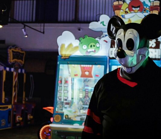 La trappola per topi, quando Topolino diventa un serial killer – Recensione Trappola per topi
