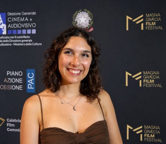 Gaia Nugnes: “Tienimi presente è un film nato in famiglia. Le opere prime hanno bisogno di fiducia” gaia nugnes