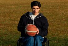 Tutto l’amore che resta, intervista a Francesco Leo: “In carrozzina per quattro mesi sul set, un’esperienza che mi ha aperto gli occhi” Leo