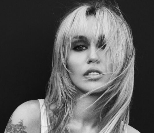 Miley Cyrus diventa “Miley” e annuncia il nuovo album Bass Persuades: tracklist, singolo e concerti Miley Cyrus