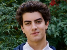 “Il mio nome è Carlo”, intervista a Samuele Carrino: “Da Carlo Acutis la lezione che i social possono essere usati per fare del bene. Ora sogno un film d’azione” Samuele Carrino - Carlo Acutis