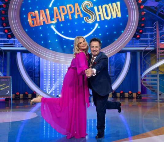 GialappaShow, si riparte il 19 ottobre su TV8: tutte le novità della nuova stagione. Da Max Angioni a Simona Ventura co-conduttrice, poi arriveranno anche Bianca Balti ed Elio Germano. Parlano i protagonisti GialappaShow