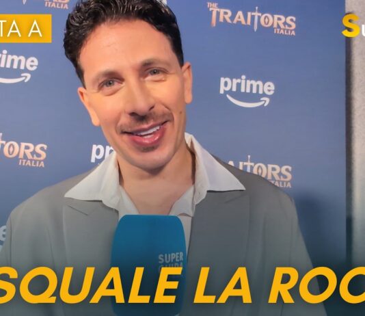 “The Traitors 2”, intervista a Pasquale La Rocca: “Partecipare a The Traitors un sogno, nella vita sono leale. Barbara d’Urso? Nessun rancore, le frecciatine fanno parte del gioco” Pasquale La Rocca