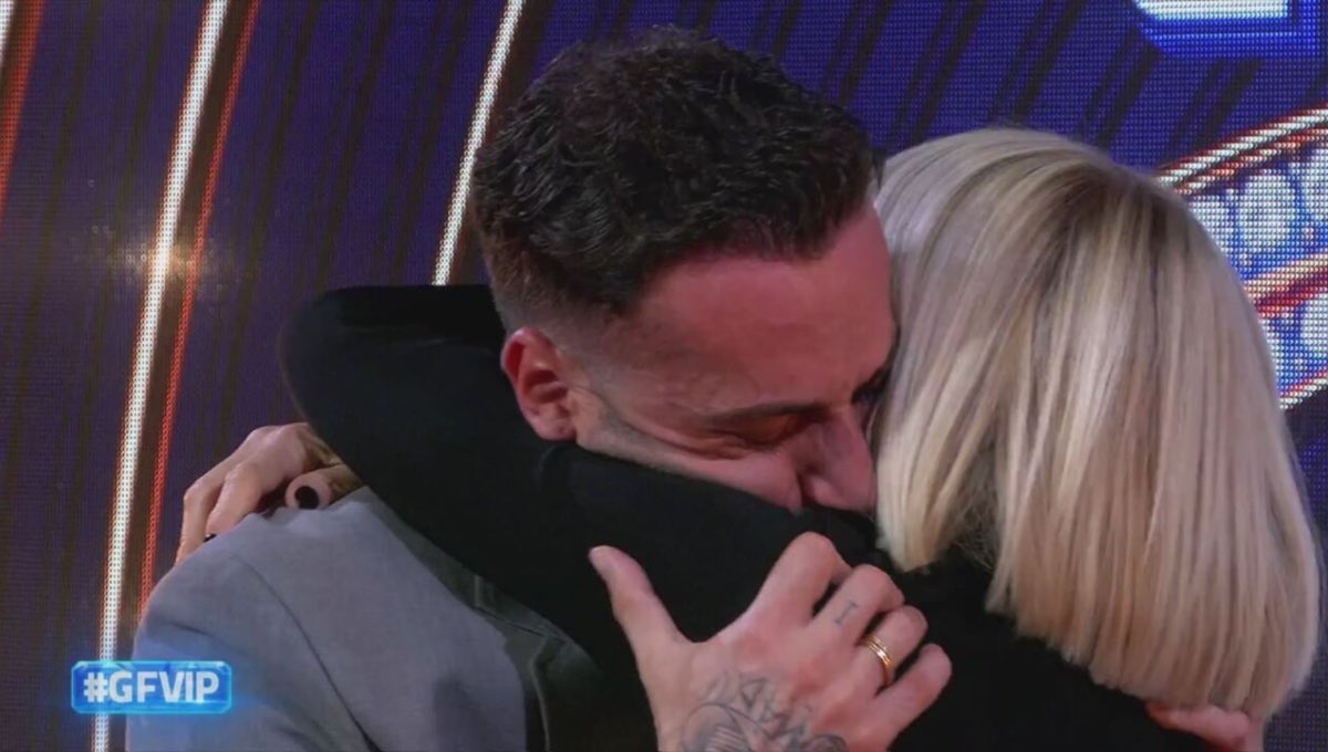 grande fratello vip 2026 andreas la sorpresa della moglie veronica peparini video mediaset da Superguidatv.it grande fratello vip 2026 andreas la sorpresa della moglie veronica peparini video mediaset