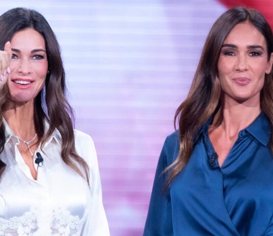 Manuela Arcuri a Verissimo: «Con il principe Pallavicino? Per ora c’è una bellissima amicizia» Manuela Arcuri a Verissimo