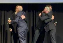 Nord Sud Ovest Est, Max Pezzali e Mauro Repetto a sorpresa sul palco: “Una psicoterapia di gruppo” max pezzali e repetto